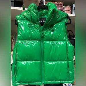 Zara Shiny Green Puffer Vest